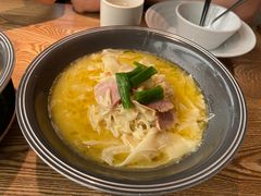 -蜜桃餐厅·伴山(湖滨商业街店)