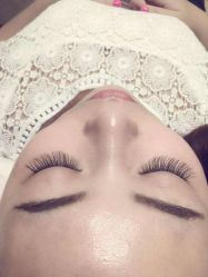 -EMILY艾枚莉美甲美睫·美颜·现磨咖啡