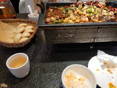 -万重锦·人文川菜馆(骡马市店)