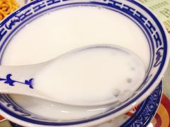 -赵记传承特色牛奶甜品(泉城广场店)