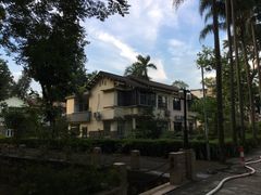 -广东外语外贸大学(白云山校区)