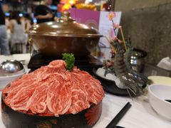 -鲜入围煮花胶鸡海鲜火锅