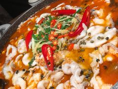 -山城外·非遗酸菜鱼(财富中心店)