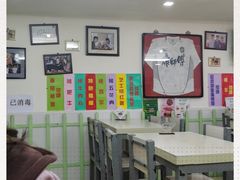 大堂-兄弟联果木炭烤翅·50年家传鸡翅秘方
