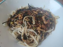 -浑河春面馆非遗鹿角面(良乡店)