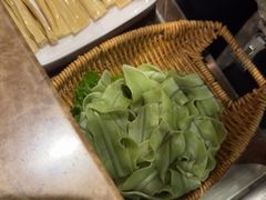 -七欣天香辣蟹火锅(上海银亿滨江店)