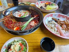 -馋虫重庆火锅(玉林南街店)
