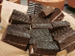 -龍歌自助小火锅(市南金茂湾店)