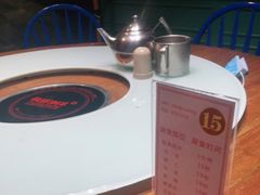 -领鲜潮牛鲜牛羊肉火锅(宏昌店)