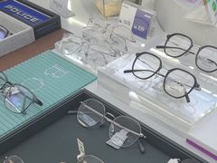 -视野联行眼镜·蔡司·尼康战略合作店(城西银泰店)