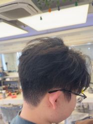 -镁连社·美联社