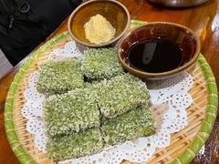 艾叶粑粑-苗湘食府(十年店)