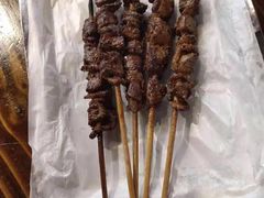 -马路牙子地桌烤肉(工体店)