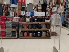 -优衣库(上海金桥国际商业广场店)