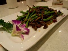 -闫府私房菜(经四路万达店)