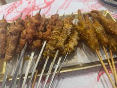 -老班长·小龙虾·鲜货烧烤大排档(金街美地店)