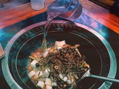 -屈夫人地锅鸡(南充店)