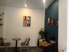 -WOW coffee