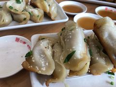 -小姜锅贴(凤凰街店)