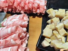 -果松木炭酸菜铜火锅·外婆参鸡汤