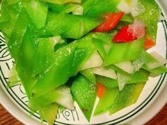 莴笋片炒山药-云海肴·汽锅鸡·云南菜(广安门天虹店)