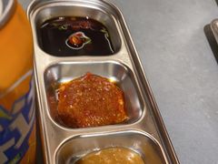 -围炉肉舍•炭烤活鳗•丹东海鲜烤肉(步行街店)