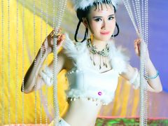 -九月鹰飞汉服摄影工作室