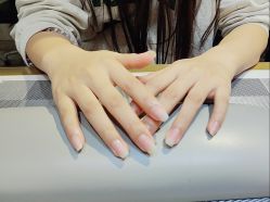 -桃色美甲沙龙