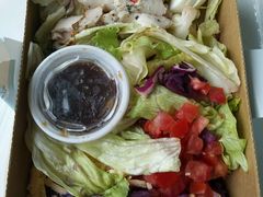 -全家便利店(襄阳南路店)