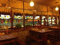 大堂-闯关东东北农家菜(崂山石老人店)