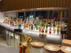 -池畔酒吧 WET Bar