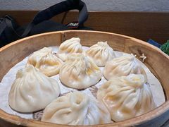 -馋三尺蟹粉小笼(人民广场店)