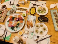 -青瓦餐厅·生鱼片·韩园烤肉(西塔店)