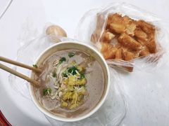 鲜鱼糊粉配油条-汪记鲜鱼糊汤粉(沈阳路总店)