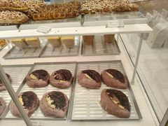 -好利来(上海长宁龙之梦店)