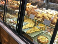 面包甜点陈列柜-多乐之日(和平伊势丹店)