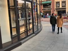 -王府井奥莱临潼小镇(临潼店)