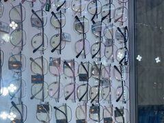 -三叶眼镜城(八佰伴店)