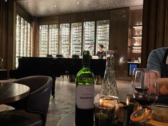 -wineapp葡萄酒餐吧(外滩金融中心店)