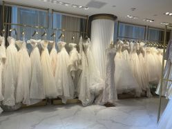 点击看大图 -GRACE KELLY婚纱与礼服(北京店)