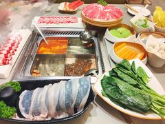 -海底捞火锅(高新活力城Villgae店)