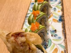 牛油果软壳蟹卷-岚山日本料理(珠江新城店)