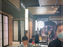 大堂-江边城外烤全鱼(世茂广场店)