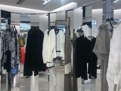 -ZARA(大上海时代广场店)