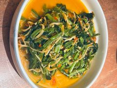 酸笋炒空心菜-浩海火燒雲傣家菜(芮欧百货店)