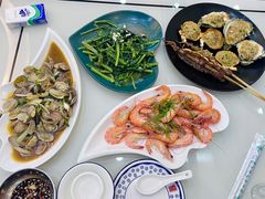 -覃记海鲜美食餐厅