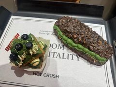 -HOT CRUSH趁热集合·现烤面包(上海环球港店)