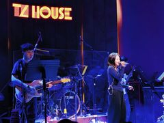 -TZ House音乐现场(来福士中心店)