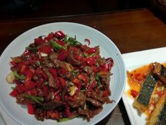 -东口码头·烧鸽子·鱼头泡饼·地方菜(金鹰悦城店)