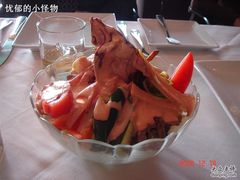 成桂厨师沙拉38元-成桂西餐厅·42年的味道(五大道疙瘩楼店)